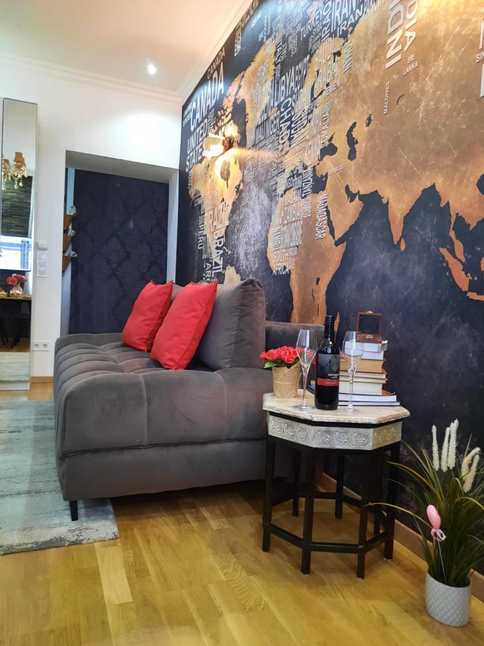 Library, Living room, Seating area