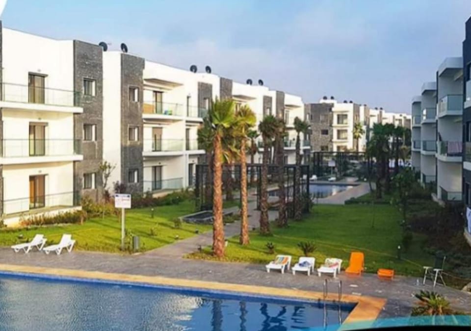 Garden, Swimming pool