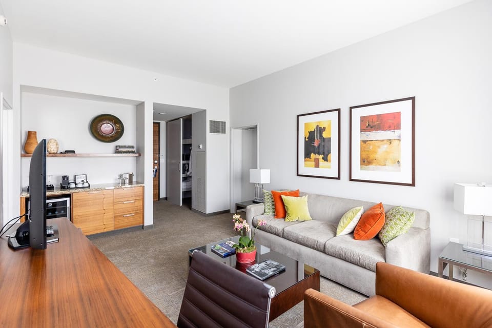 Bedroom, VIP