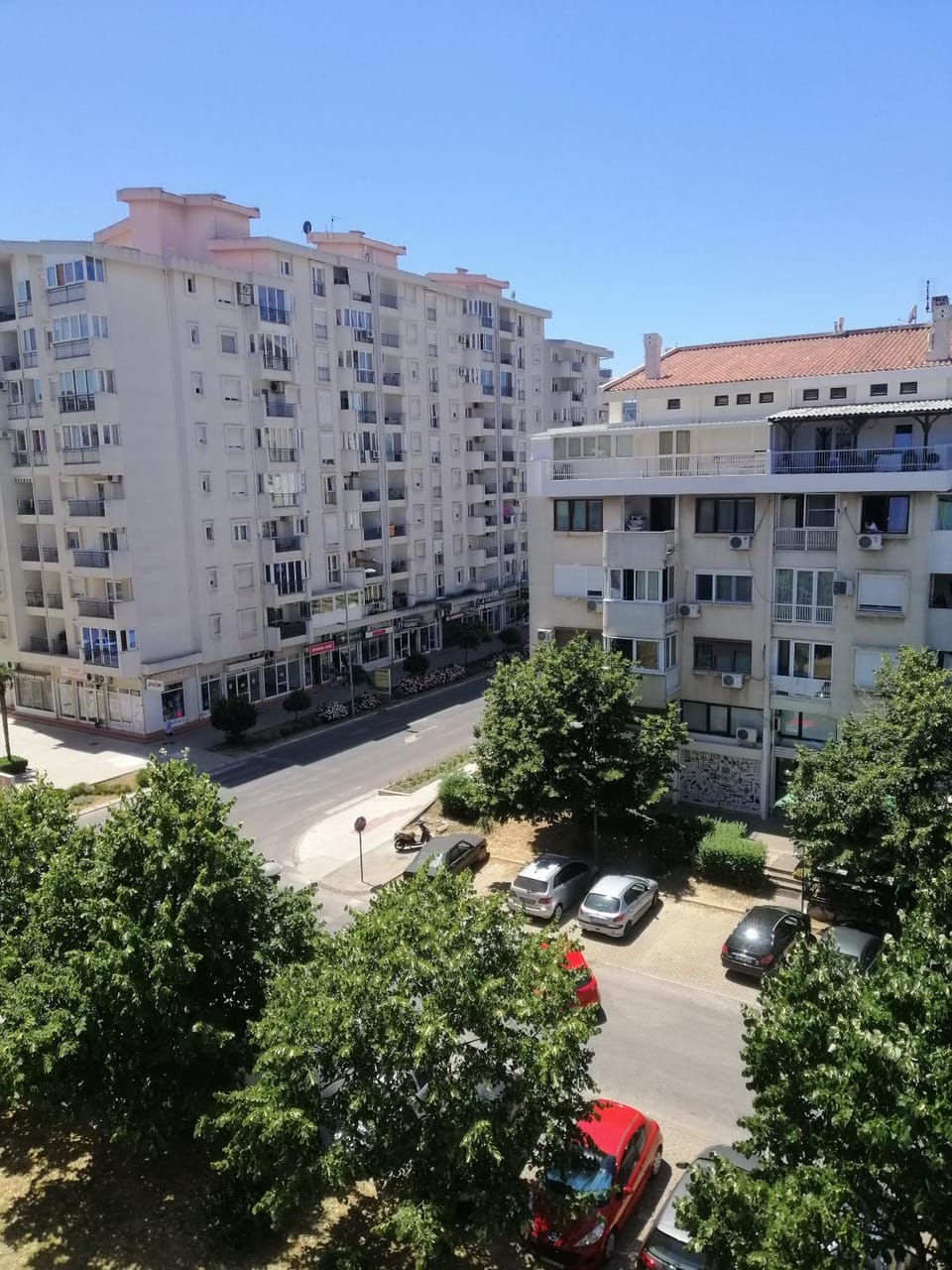 City view, Street view