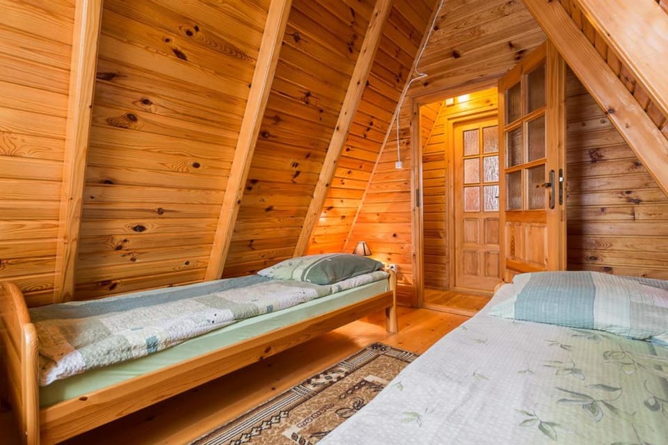 Klimatyzowane DOMKI u JÓZKA w Polańczyku nad Jeziorem Solińskim House in Slovakia
