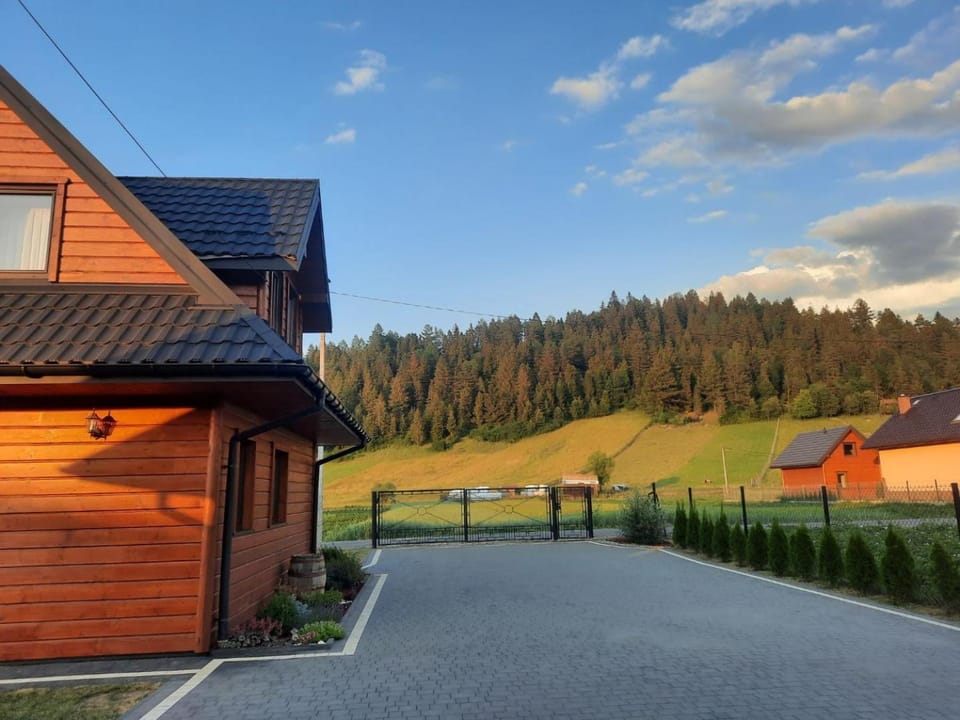 Property building, Spring, Natural landscape, Mountain view
