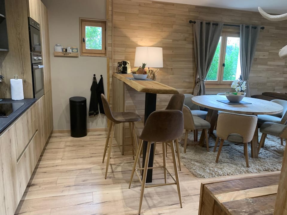 Lounge or bar