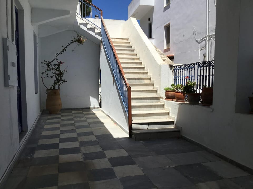 Property building, Day