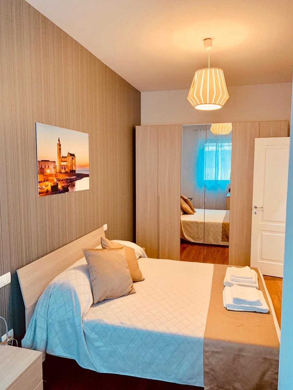 Bed, Photo of the whole room, Bedroom, wardrobe