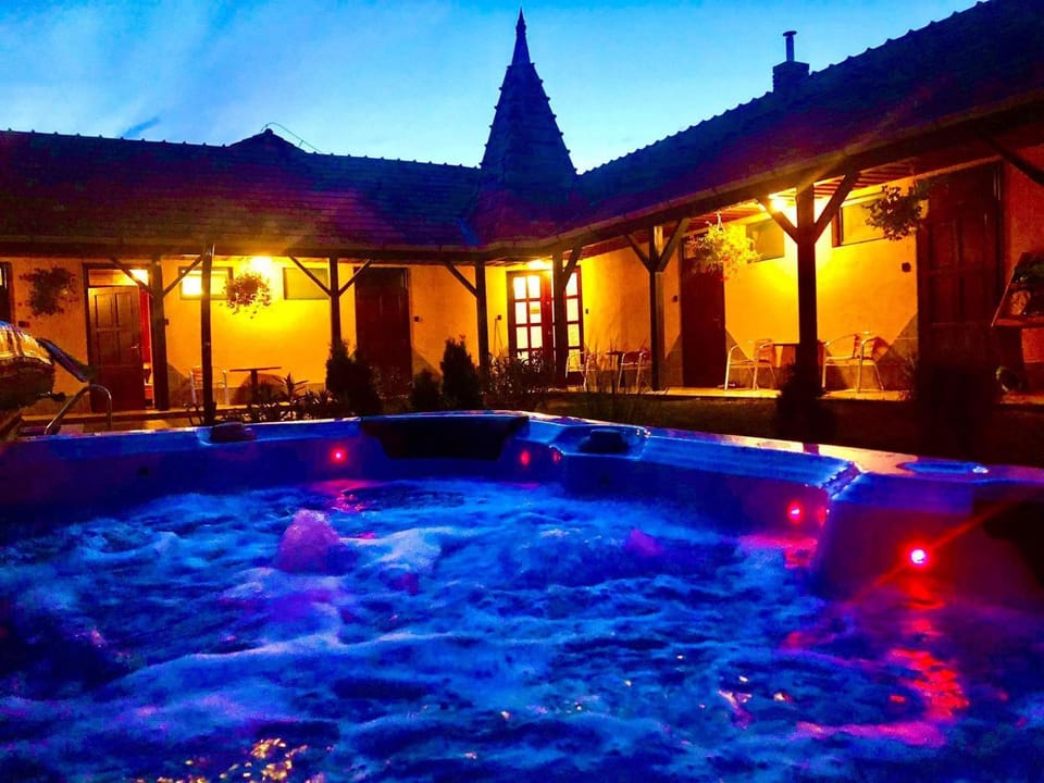 Toscana Panzió Bed and Breakfast in Hungary