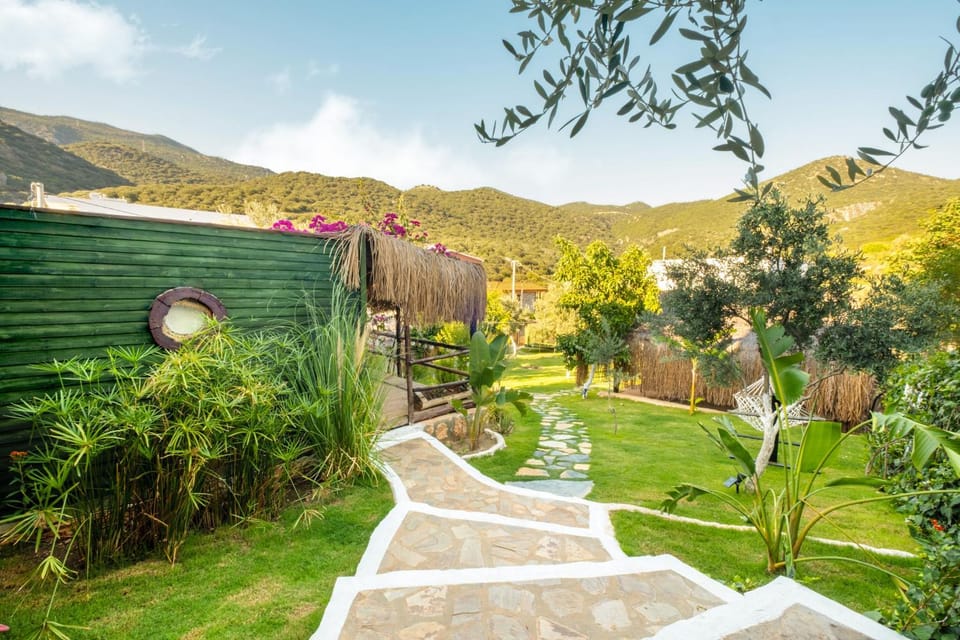 Kaş Joy Glamping Campground/ 
RV Resort in Antalya Province