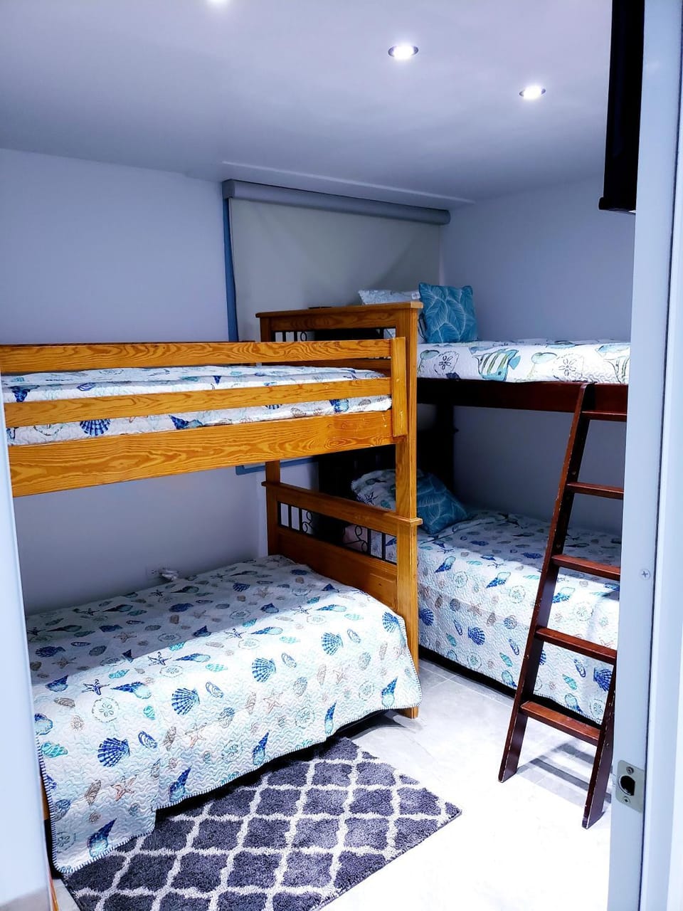 bunk bed