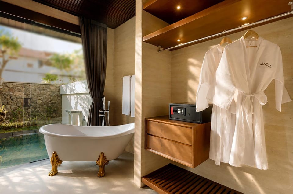 Bathroom, Bath, safe