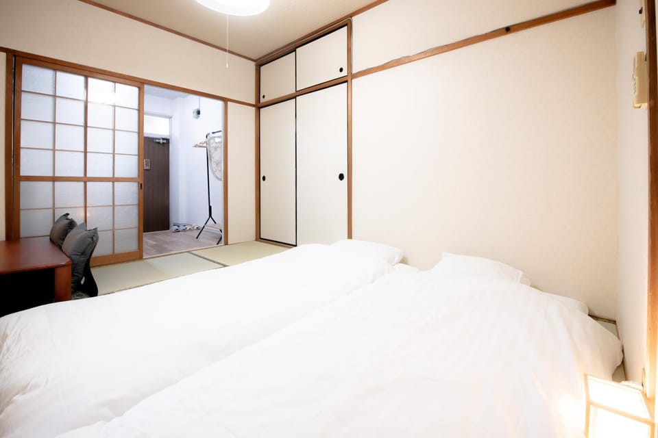 Osaka U-Shuku Apartment in Osaka