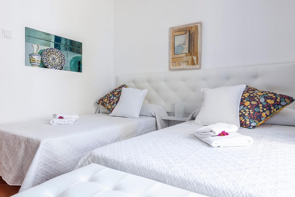 CASA DE LA LUZ -Elegante Casco Antiguo 5-Hab Apartment in Seville