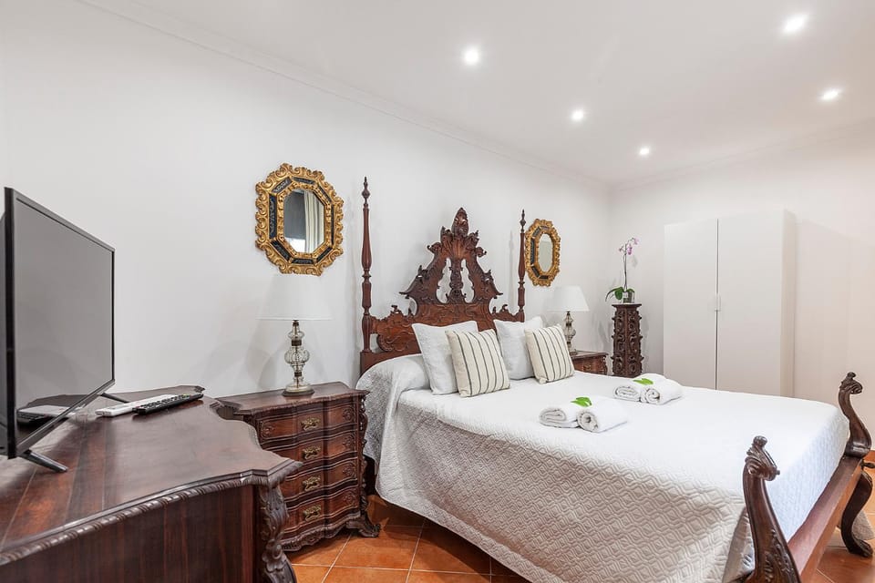 CASA DE LA LUZ -Elegante Casco Antiguo 5-Hab Apartment in Seville