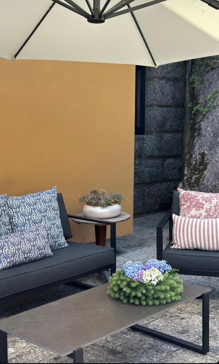 Patio, Garden, Seating area