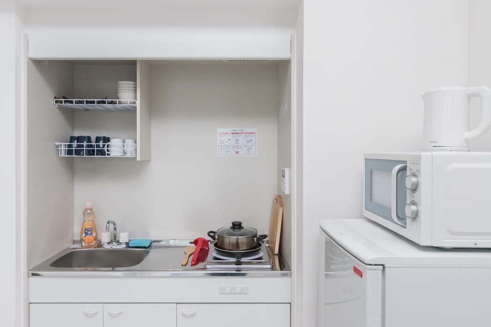 Kitchen or kitchenette
