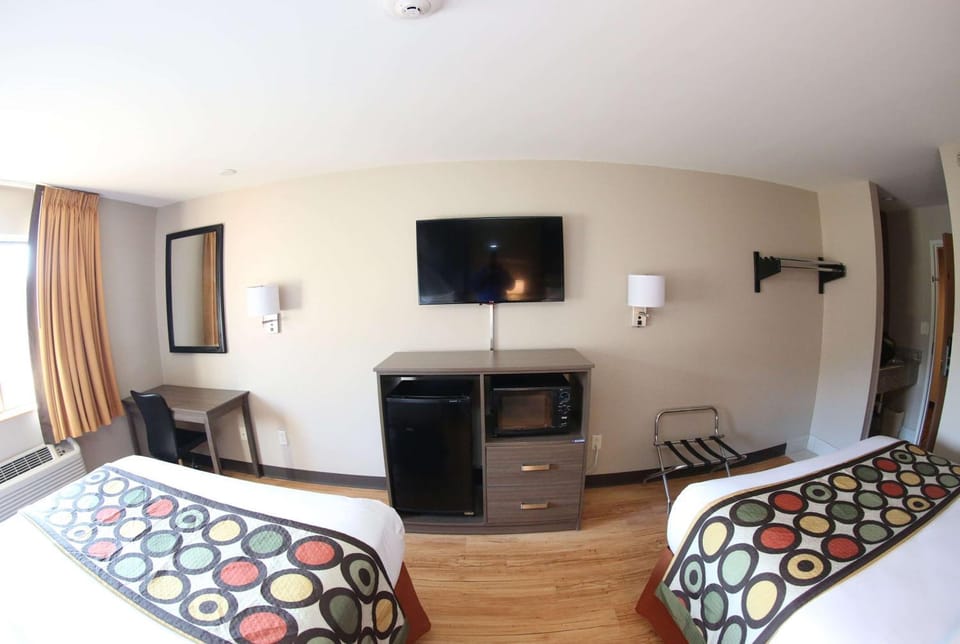 Photo of the whole room, On site