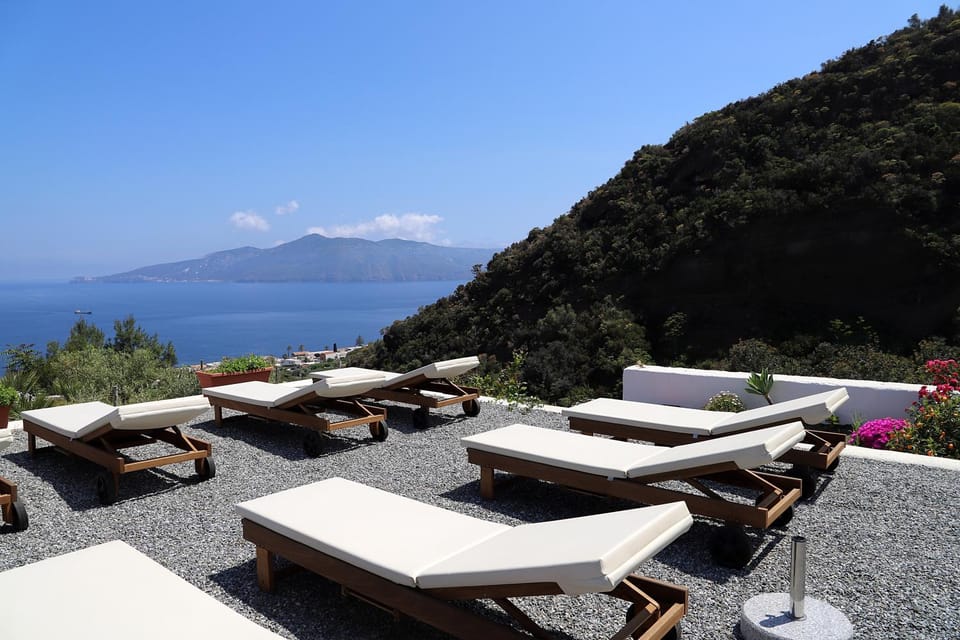 Sea view, sunbed