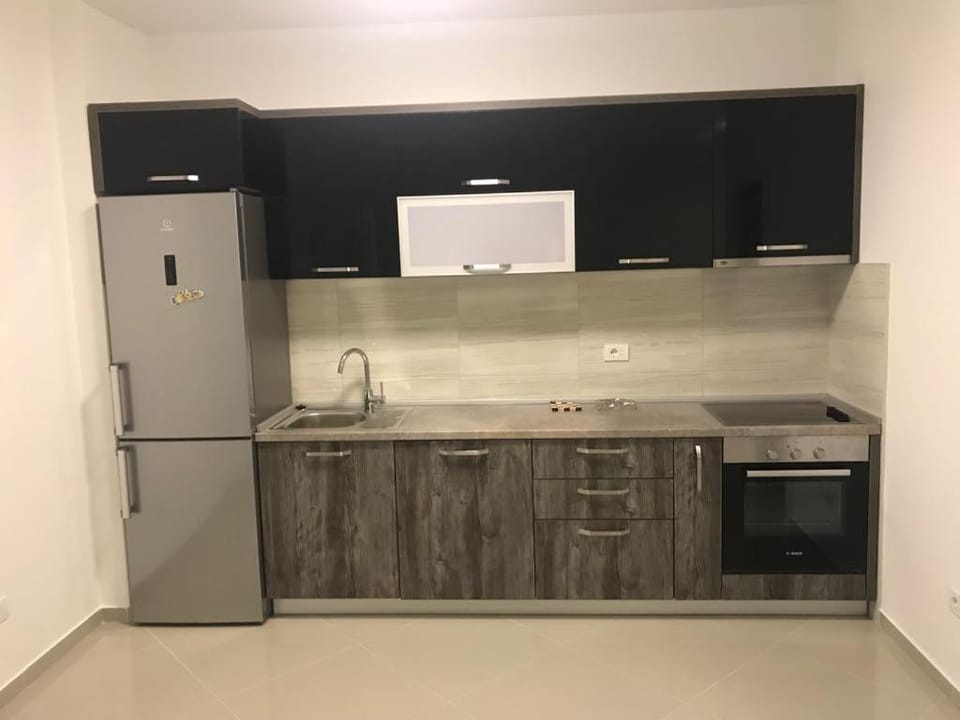 Luda kuća Apartment in Montenegro