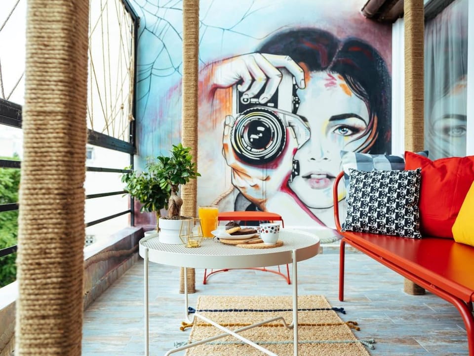 Day, Balcony/Terrace, Food and drinks, Decorative detail