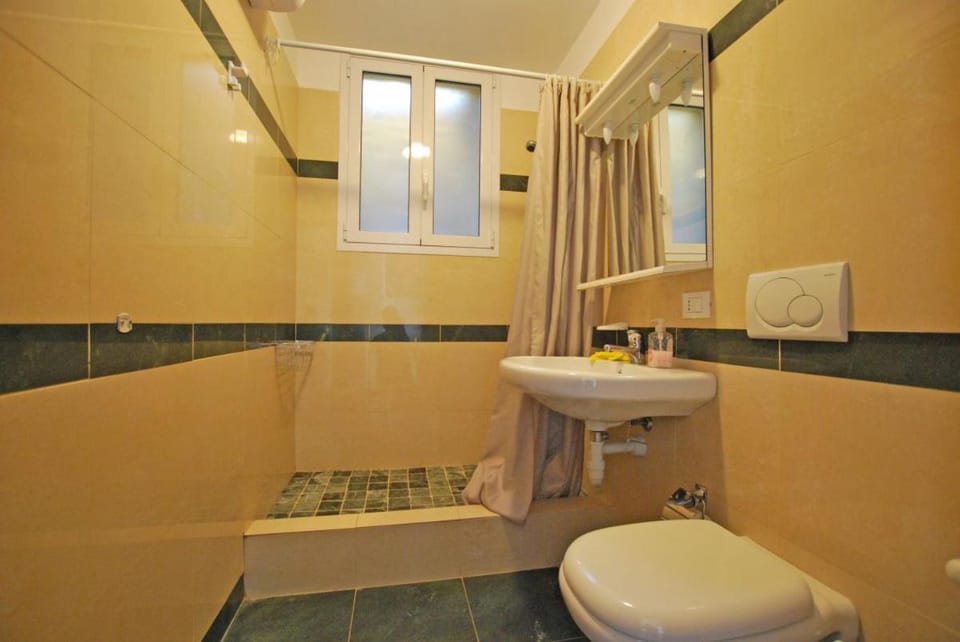 Villa Del Mare Ligure Elvezia Apartment in Liguria