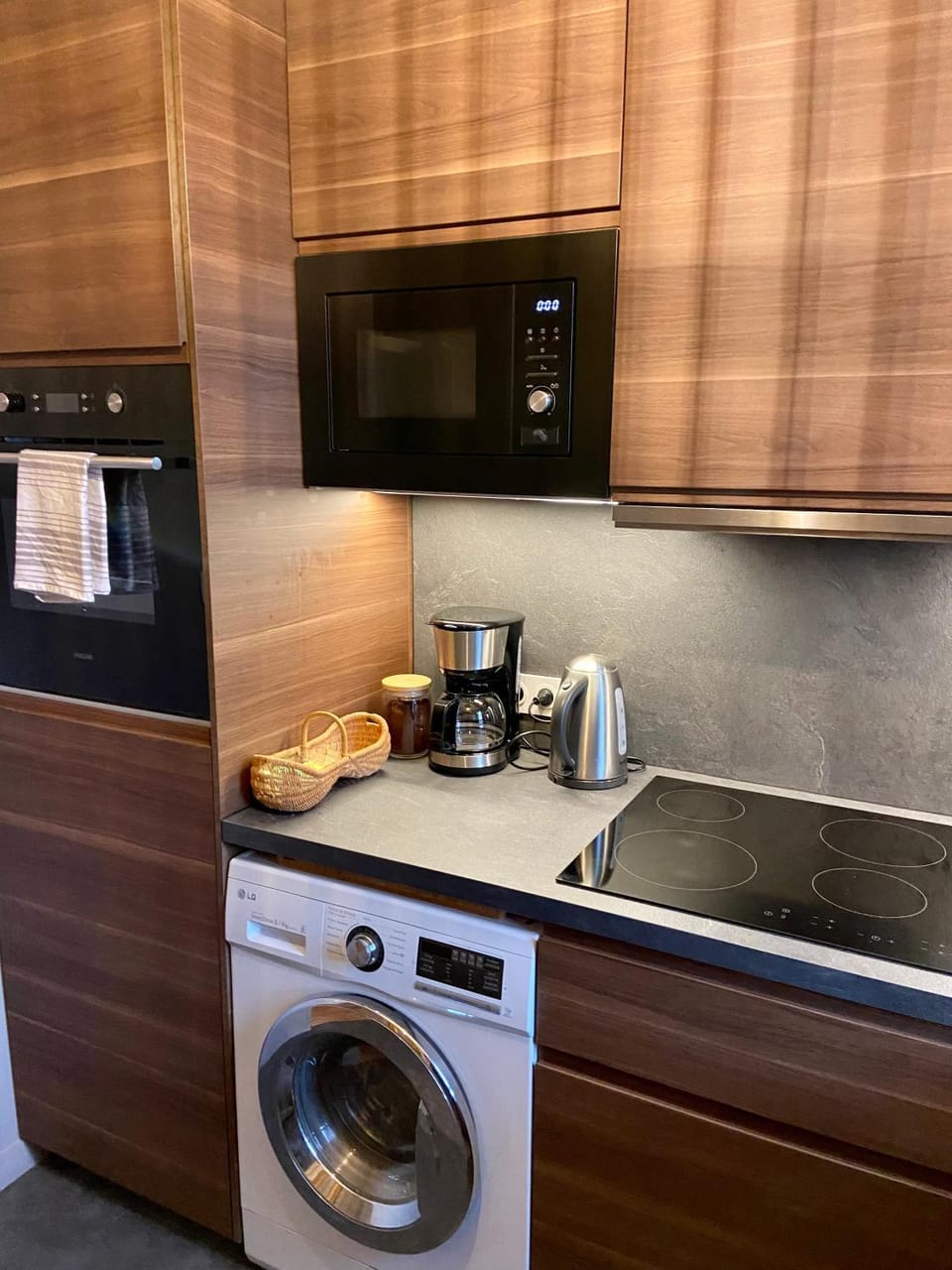 Coffee/tea facilities, Kitchen or kitchenette