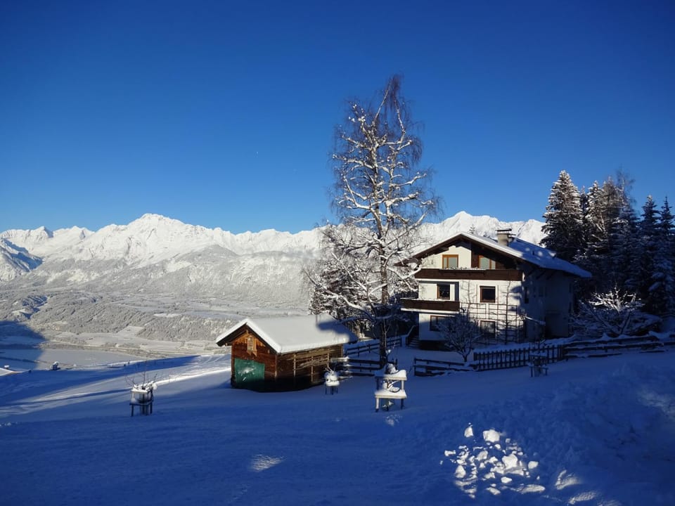Winter, Skiing