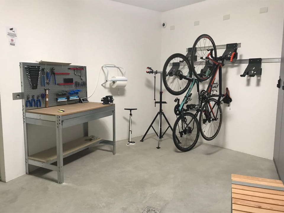 Activities, On site, Area and facilities