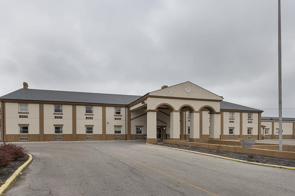 Property building, Facade/entrance