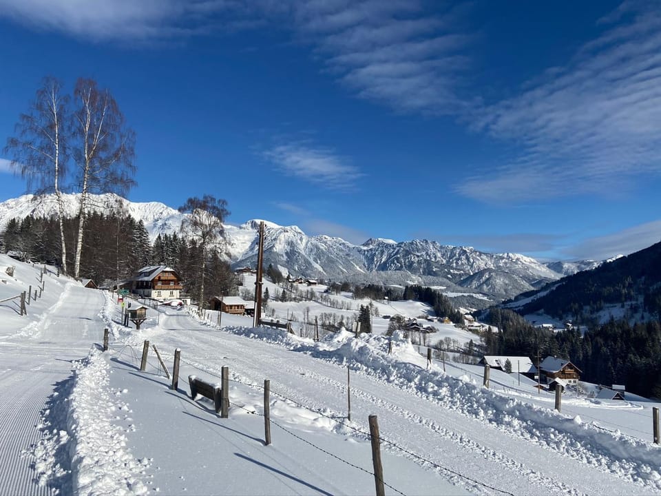 Day, Neighbourhood, Natural landscape, Winter, Skiing, On site, Sports