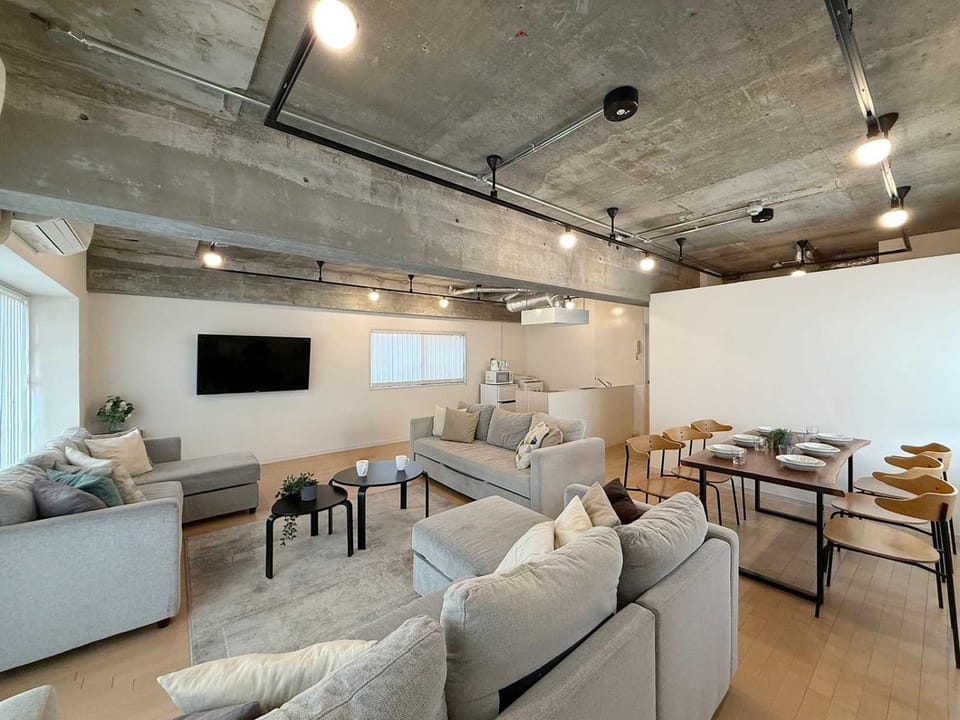 b hotel M's lea - Beautiful Modern Apt City Center for 10Ppl Apartment in Hiroshima
