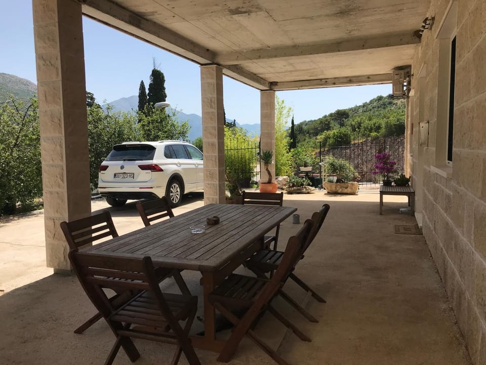无无无 Apartment in Cavtat