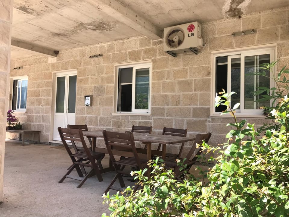 无无无 Apartment in Cavtat