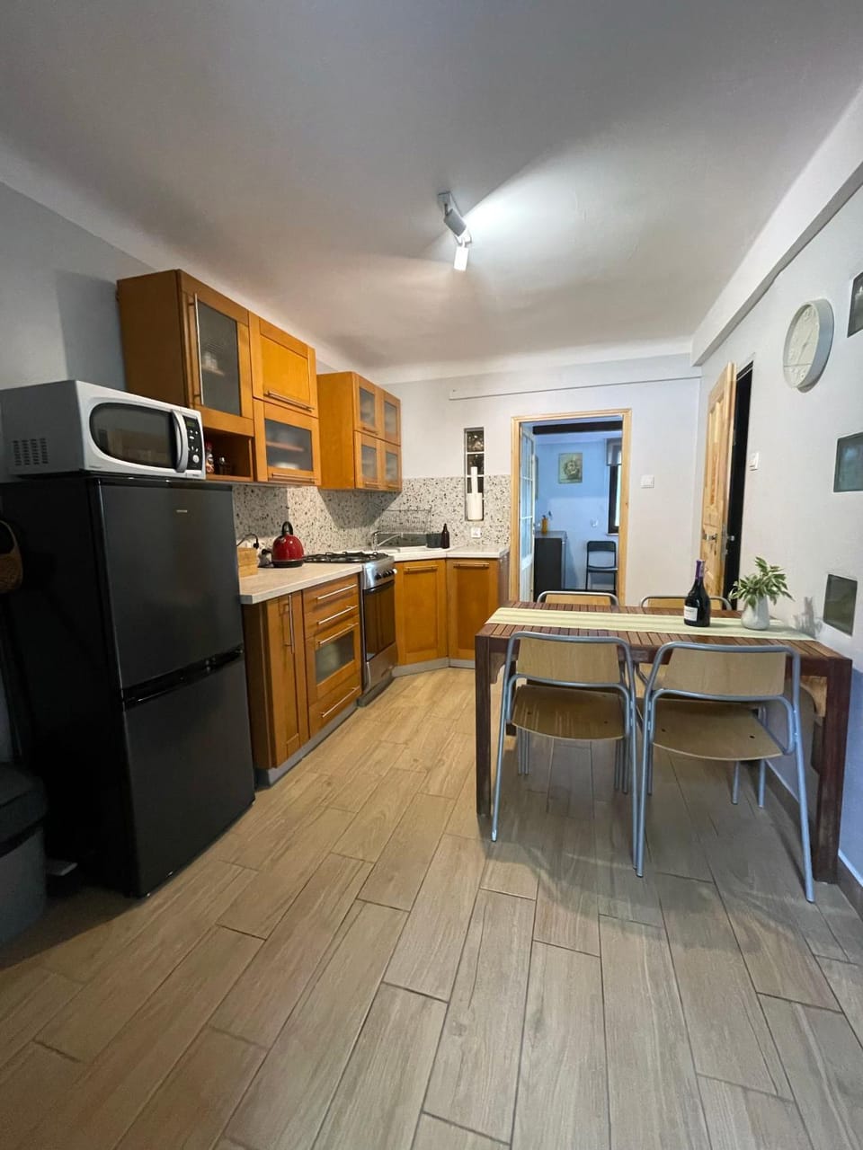 Kitchen or kitchenette, Dining area, oven, pet friendly, stove