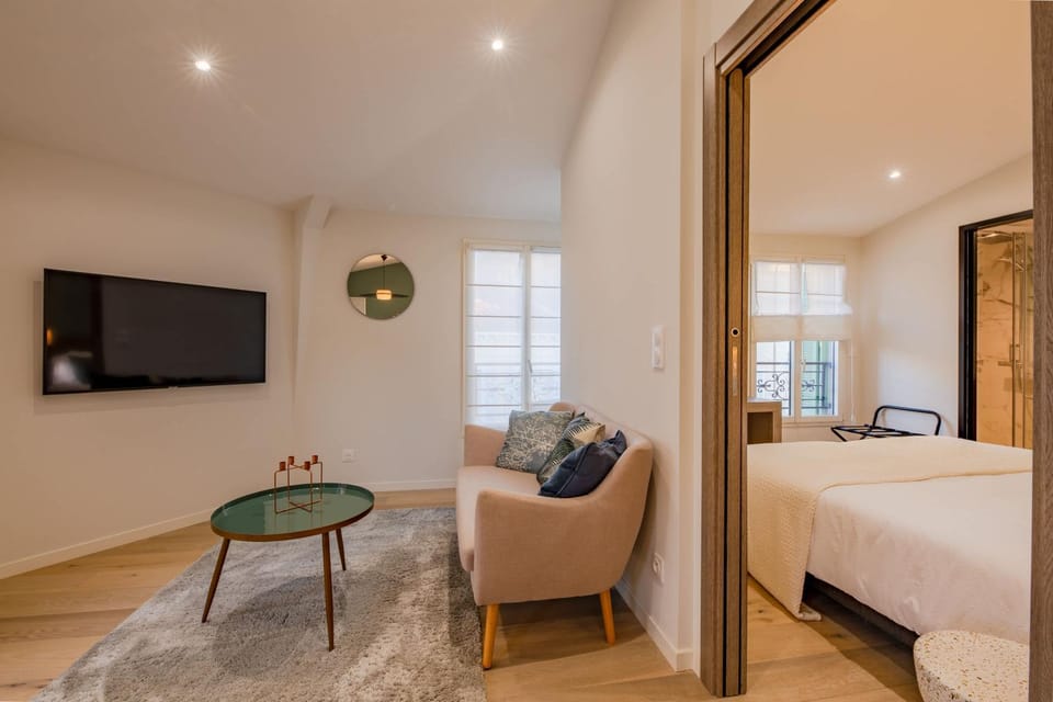 Scandinavian Urban 4 - 1BR apartment in Cannes center close to the beach and the Palais House in Cannes