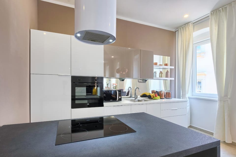 Hedone Luxury Apartment with FREE PARKING Apartment in Pula