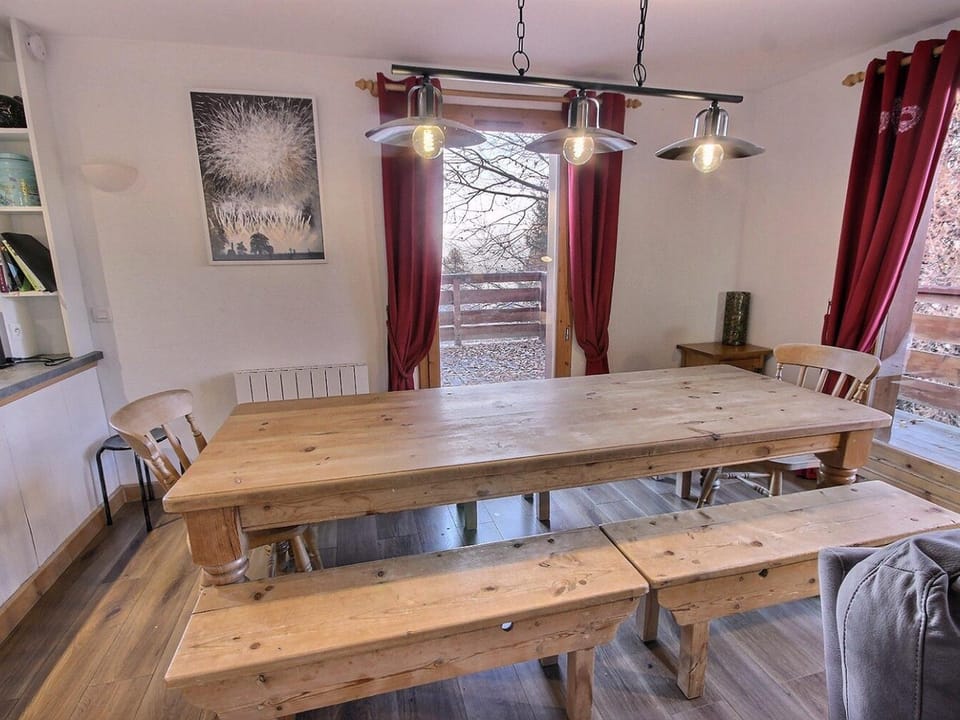 Chalet 5 pièces Vallandry, 12 pers, animaux admis, parking, WiFi - FR-1-411-545 Chalet in Landry