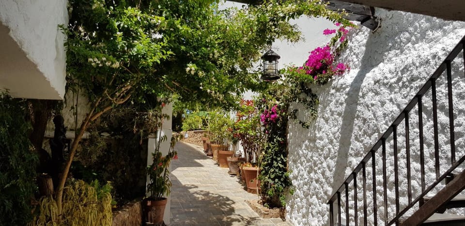 Elescondite Nature lodge in Canary Islands