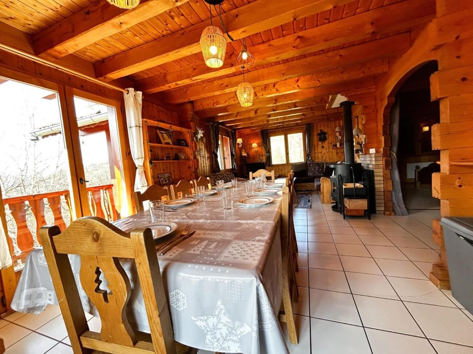 Chalet jusqu’à 16 pers. à Bernex, animaux admis - FR-1-498-39 Chalet in Haute-Savoie