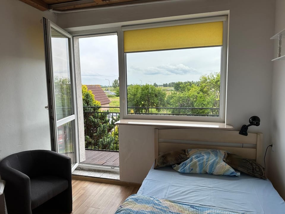 Spring, Bed, Off site, Day, Natural landscape, Summer, View (from property/room), Balcony/Terrace, Photo of the whole room, Bedroom