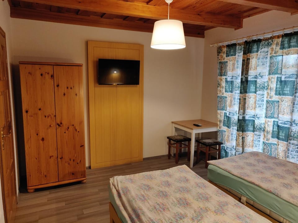 TV and multimedia, Bedroom