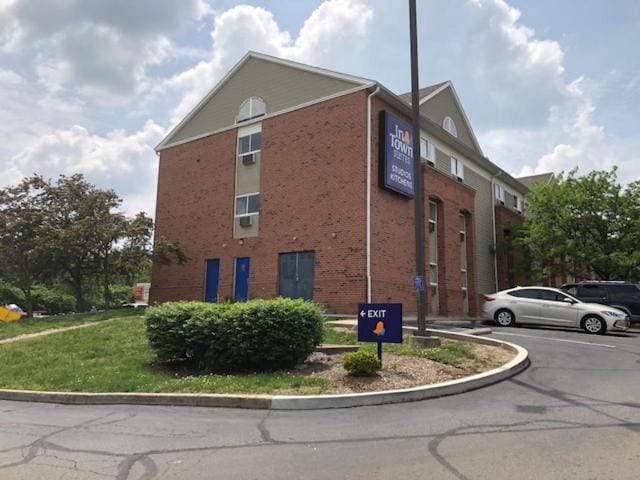 Property building, Location, Parking