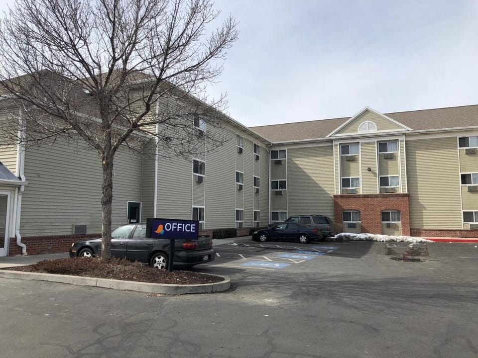 Property building, Location, Parking