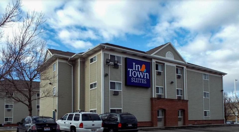 Property building, Location, Parking