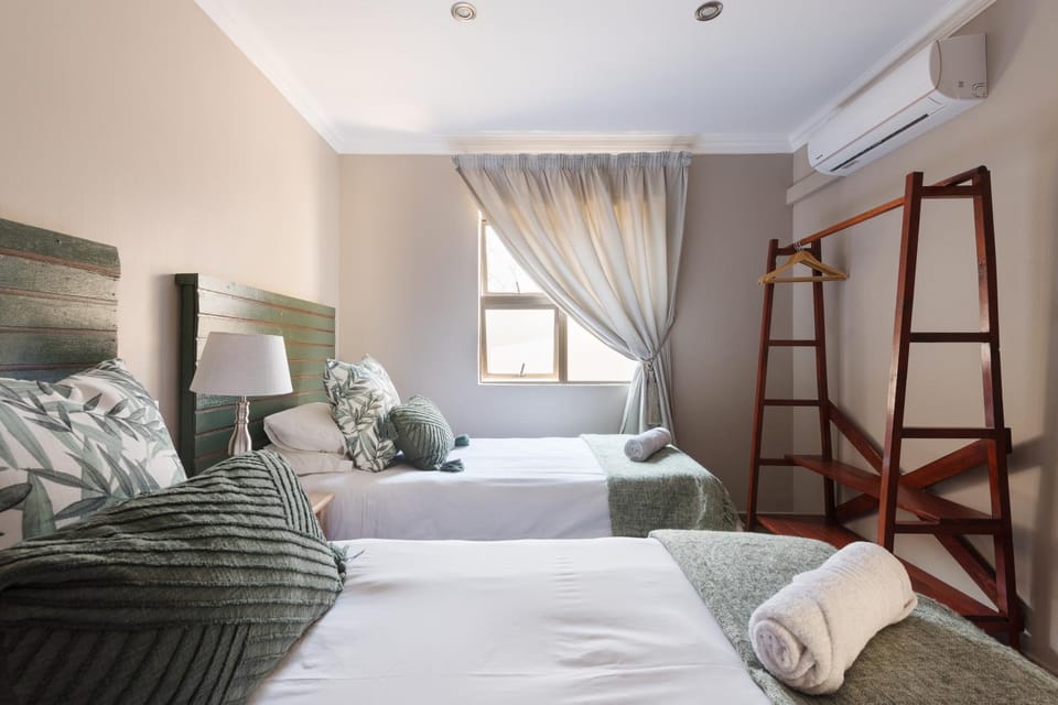 Bed, Bedroom, air conditioner