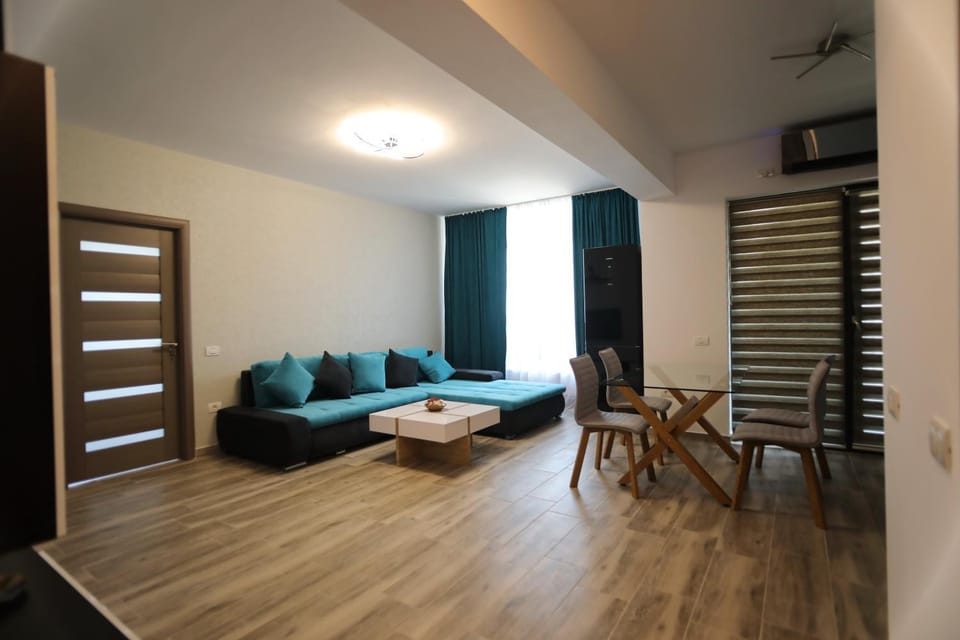 Apartament Mamaia-Nord Iuliana Apartment in Constanța County