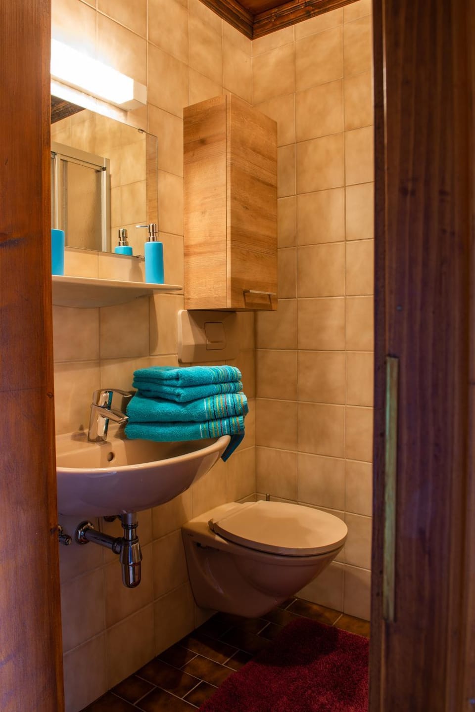 Shower, Toilet, Bathroom