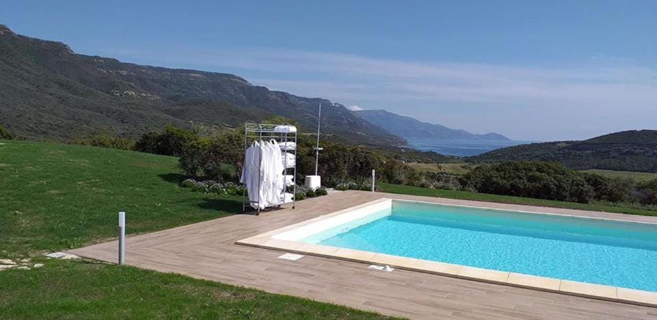 Day, Natural landscape, Mountain view, Pool view, Swimming pool