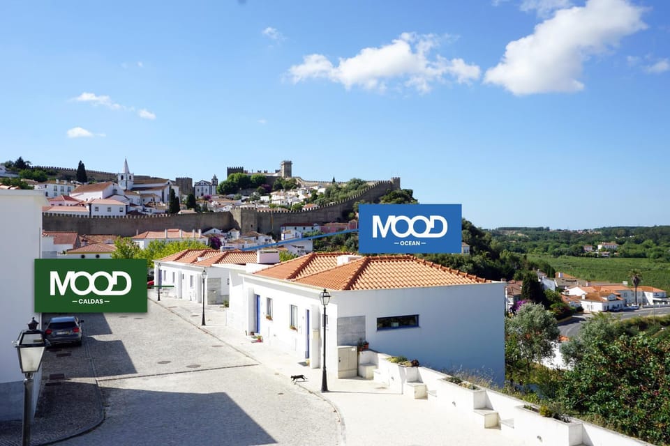 Nearby landmark, Facade/entrance, Off site, Property logo or sign, Natural landscape, Bird's eye view, On site, City view, Landmark view, Street view
