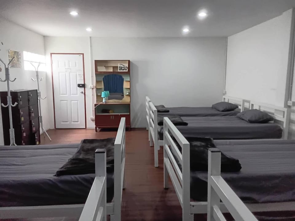 Happy Home Hostel Hostel in Bangkok