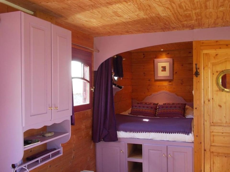 Camping du Petit Gué du Roi Campground/ 
RV Resort in Centre-Val de Loire