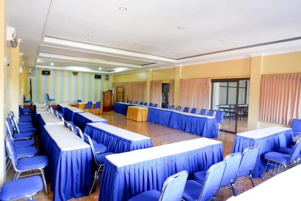 Meeting/conference room